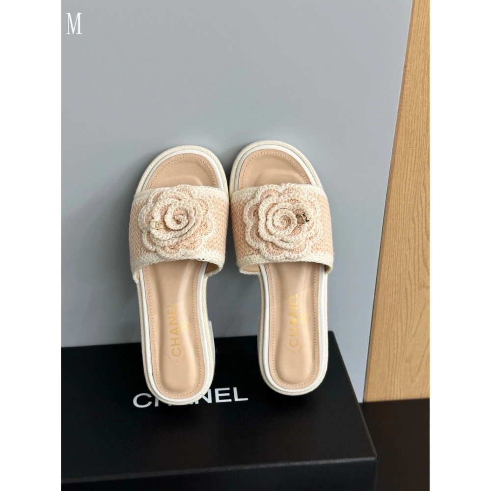 Chanel Slippers 118,Chanel Slippers,Slides Slippers,More Brands