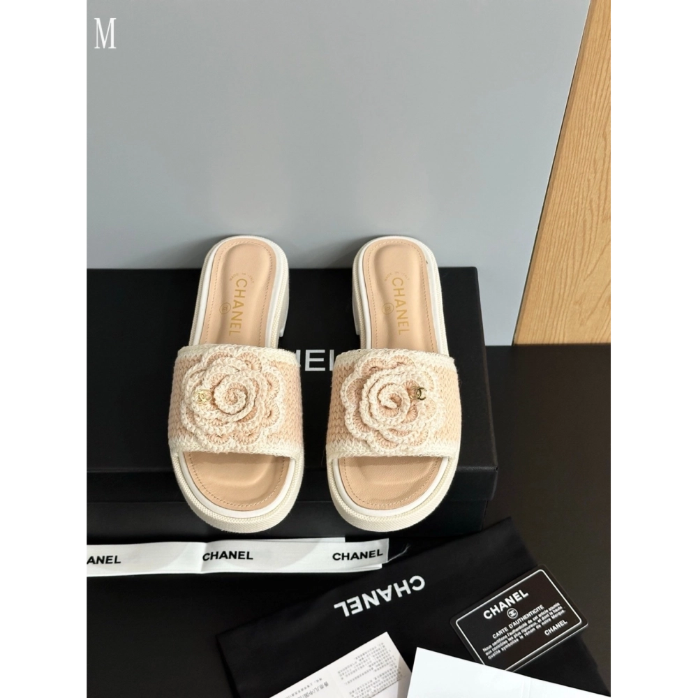 Chanel Slippers 118,Chanel Slippers,Slides Slippers,More Brands