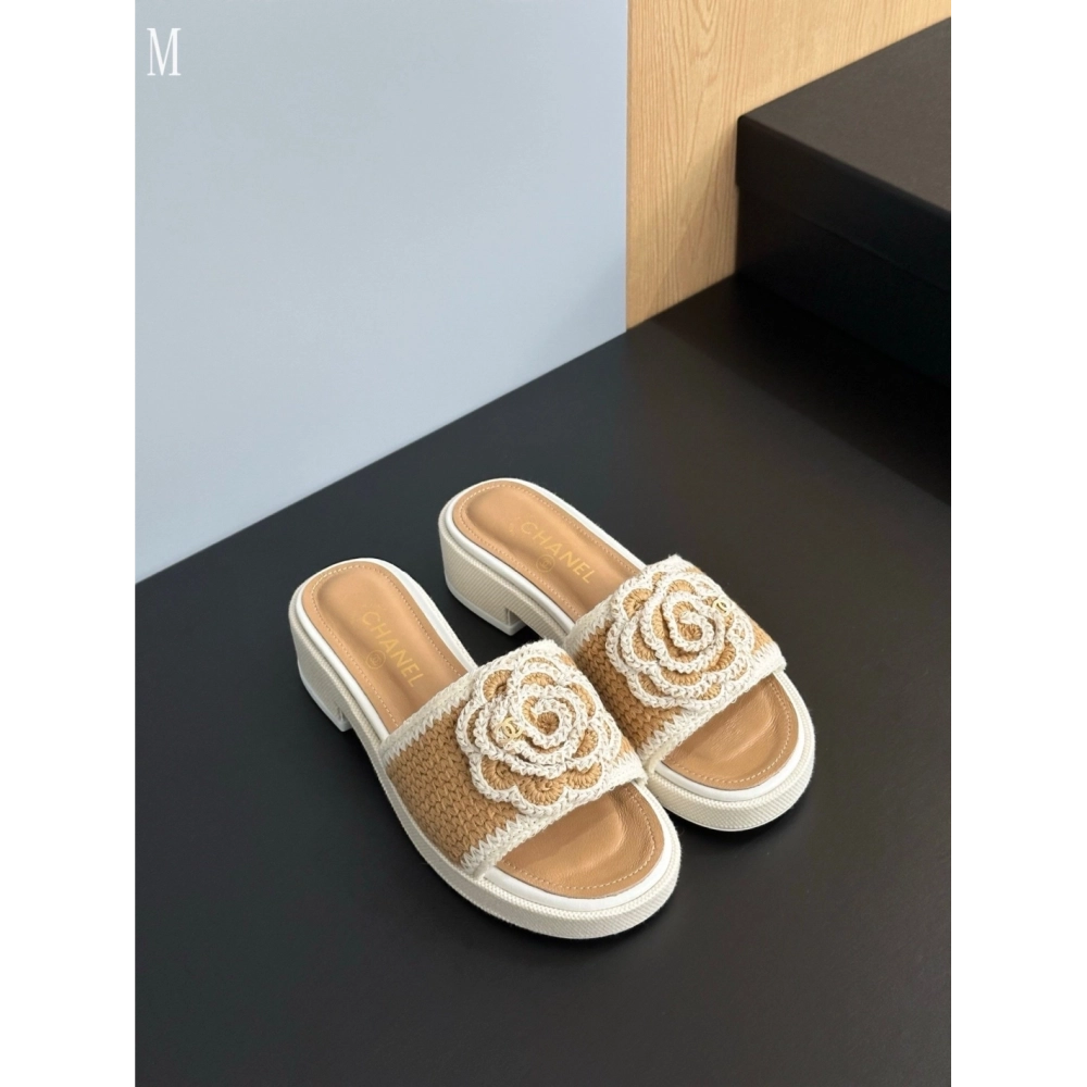 Chanel Slippers 119,Chanel Slippers,Slides Slippers,More Brands