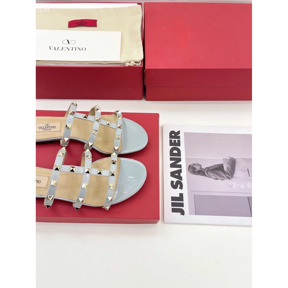 Valentino slippers 050,Valentino Slippers,Slides Slippers,More Brands