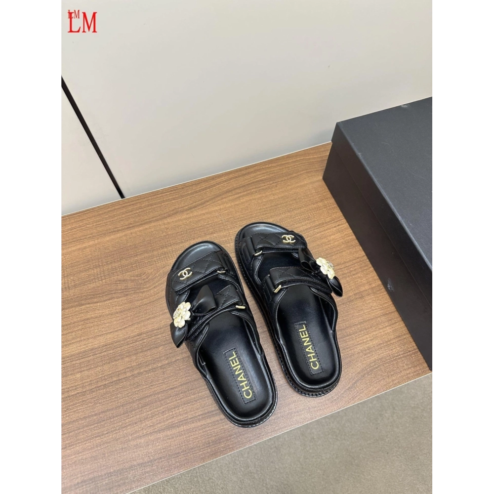 Chanel Slippers 055,Chanel Slippers,Slides Slippers,More Brands