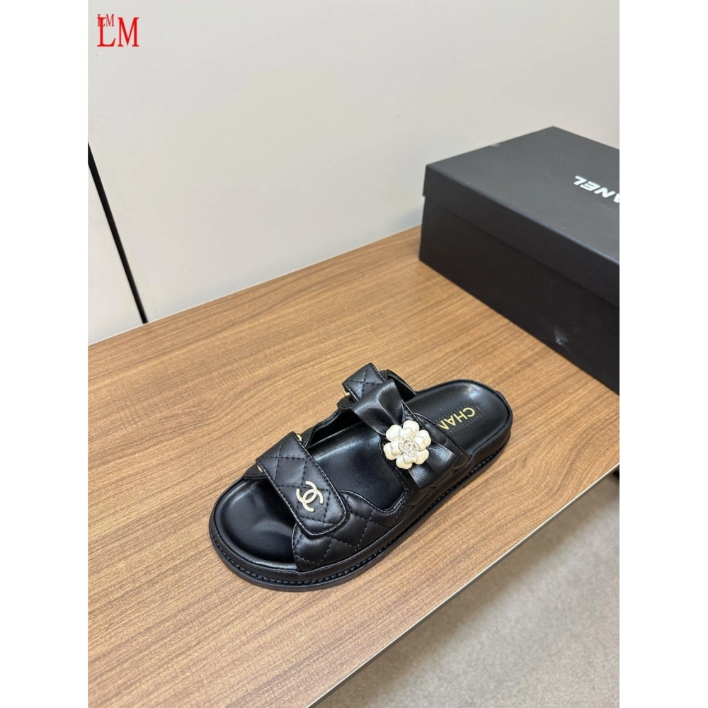 Chanel Slippers 055,Chanel Slippers,Slides Slippers,More Brands