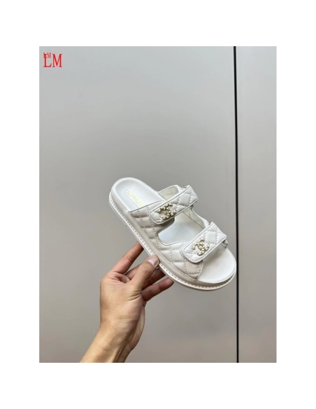 Chanel Slippers 056,Chanel Slippers,Slides Slippers,More Brands