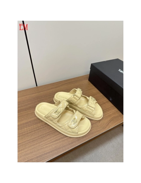 Chanel Slippers 059,Chanel Slippers,Slides Slippers,More Brands