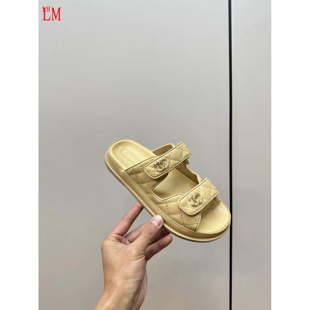 Chanel Slippers 059,Chanel Slippers,Slides Slippers,More Brands