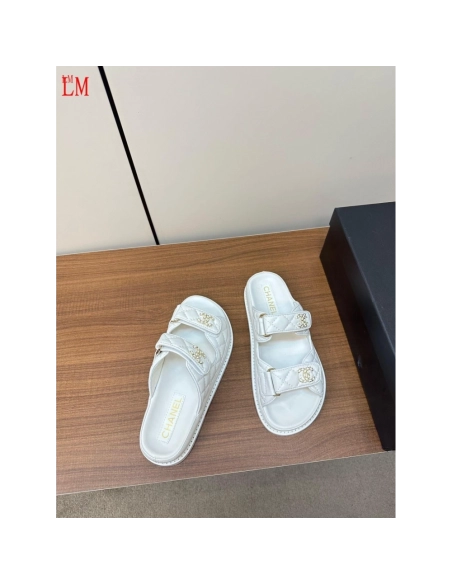 Chanel Slippers 064,Chanel Slippers,Slides Slippers,More Brands