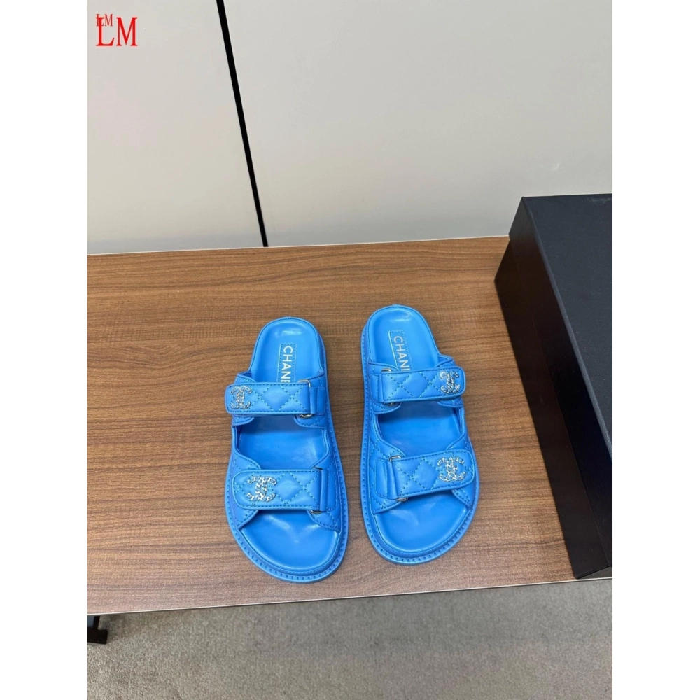 Chanel Slippers 071,Chanel Slippers,Slides Slippers,More Brands