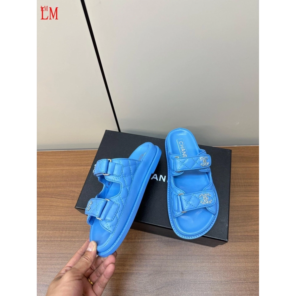 Chanel Slippers 071,Chanel Slippers,Slides Slippers,More Brands