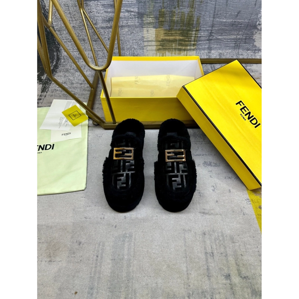 Fendi Slippers 046,Fendi Slippers,Slides Slippers,More Brands