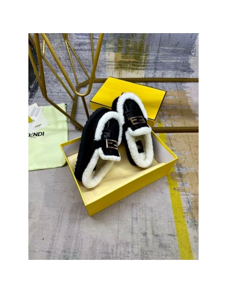 Fendi Slippers 047,Fendi Slippers,Slides Slippers,More Brands