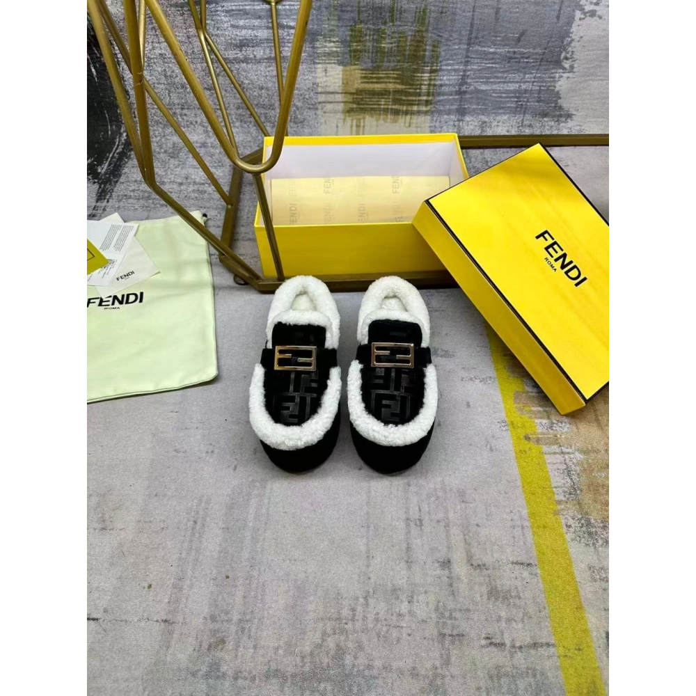 Fendi Slippers 047,Fendi Slippers,Slides Slippers,More Brands