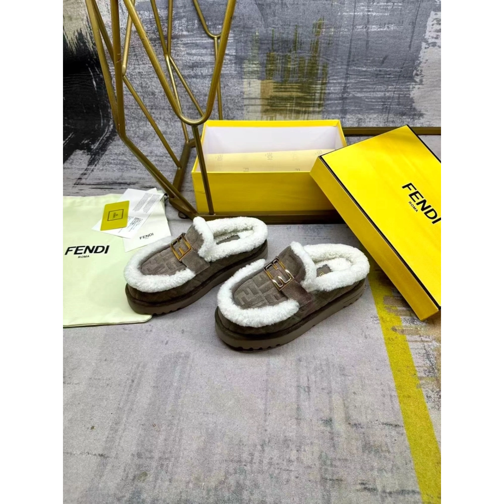 Fendi Slippers 048,Fendi Slippers,Slides Slippers,More Brands