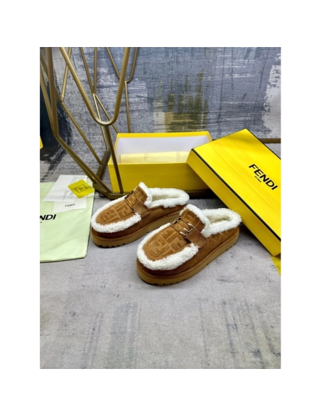Fendi Slippers 049,Fendi Slippers,Slides Slippers,More Brands