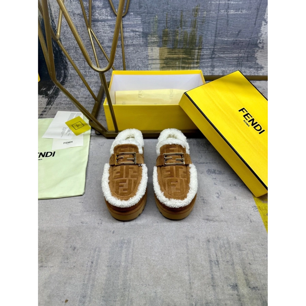 Fendi Slippers 049,Fendi Slippers,Slides Slippers,More Brands