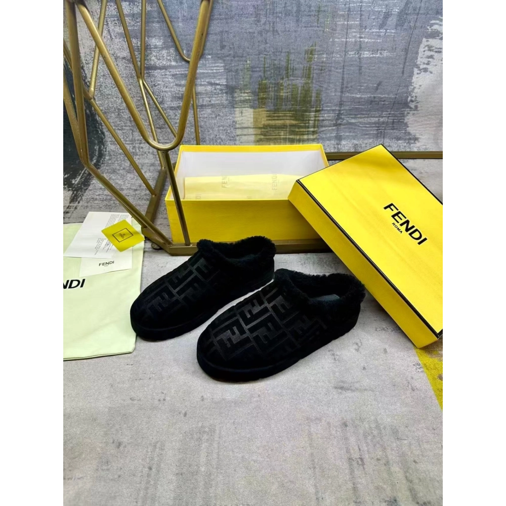 Fendi Slippers 050,Fendi Slippers,Slides Slippers,More Brands