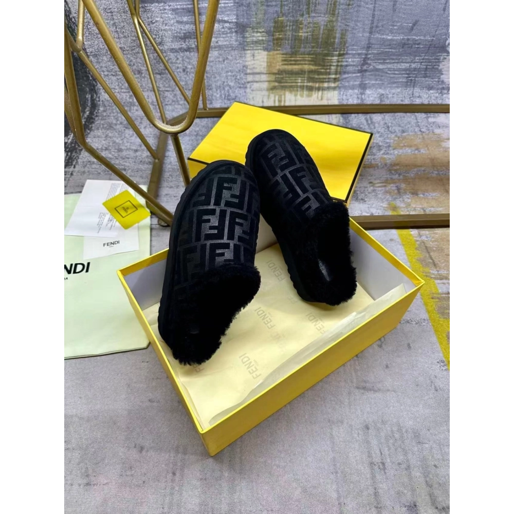 Fendi Slippers 050,Fendi Slippers,Slides Slippers,More Brands