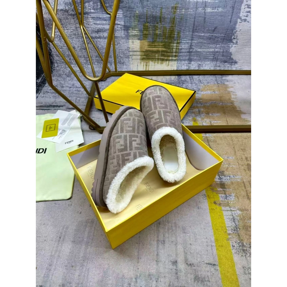 Fendi Slippers 051,Fendi Slippers,Slides Slippers,More Brands