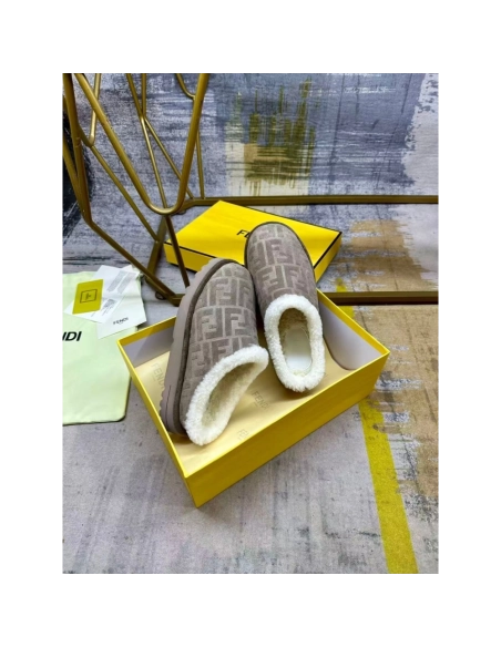 Fendi Slippers 051,Fendi Slippers,Slides Slippers,More Brands