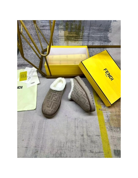 Fendi Slippers 051,Fendi Slippers,Slides Slippers,More Brands