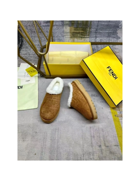 Fendi Slippers 052,Fendi Slippers,Slides Slippers,More Brands