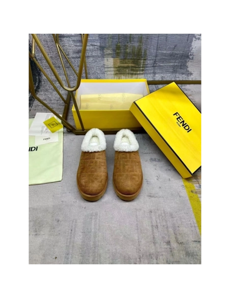 Fendi Slippers 052,Fendi Slippers,Slides Slippers,More Brands