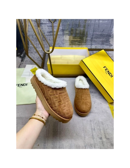 Fendi Slippers 052,Fendi Slippers,Slides Slippers,More Brands