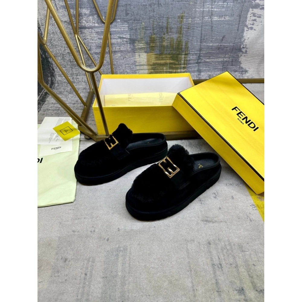 Fendi Slippers 053,Fendi Slippers,Slides Slippers,More Brands