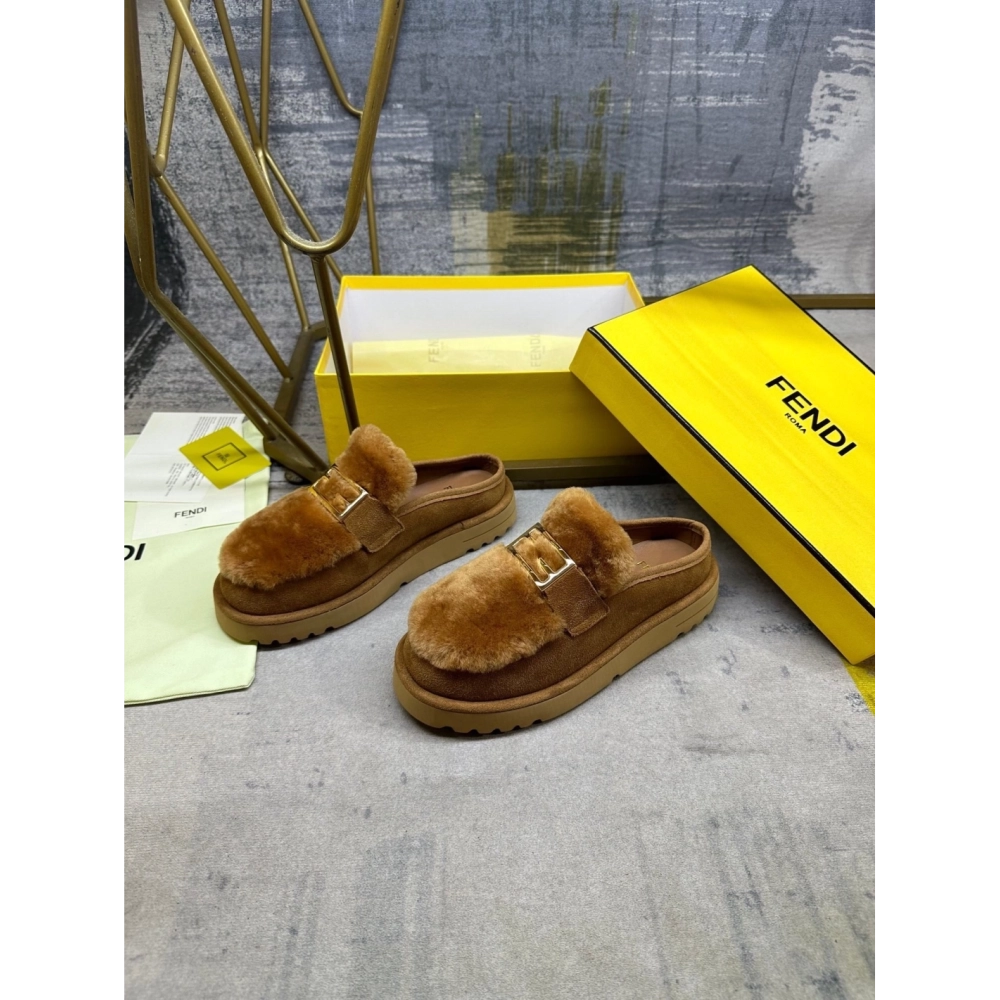 Fendi Slippers 054,Fendi Slippers,Slides Slippers,More Brands