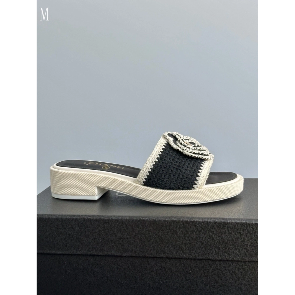 Chanel Slippers 122,Chanel Slippers,Slides Slippers,More Brands