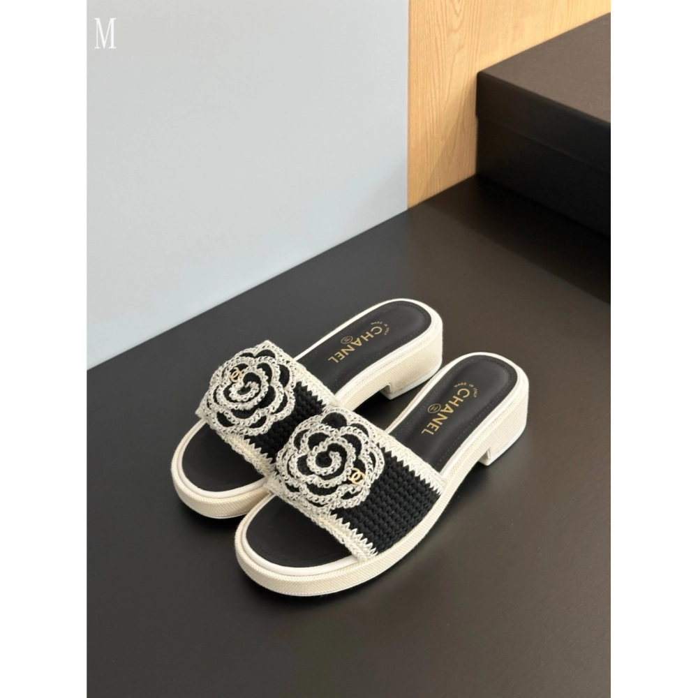 Chanel Slippers 122,Chanel Slippers,Slides Slippers,More Brands