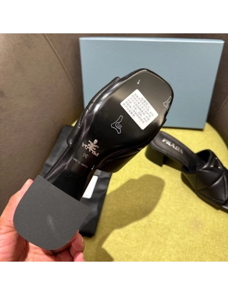 Prada Slippers 012