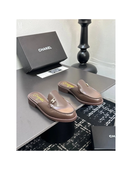 Chanel Slippers 076,Chanel Slippers,Slides Slippers,More Brands