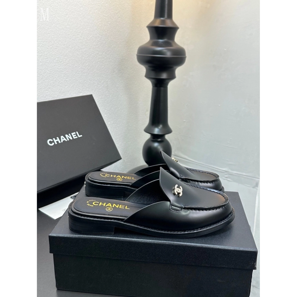 Chanel Slippers 077,Chanel Slippers,Slides Slippers,More Brands