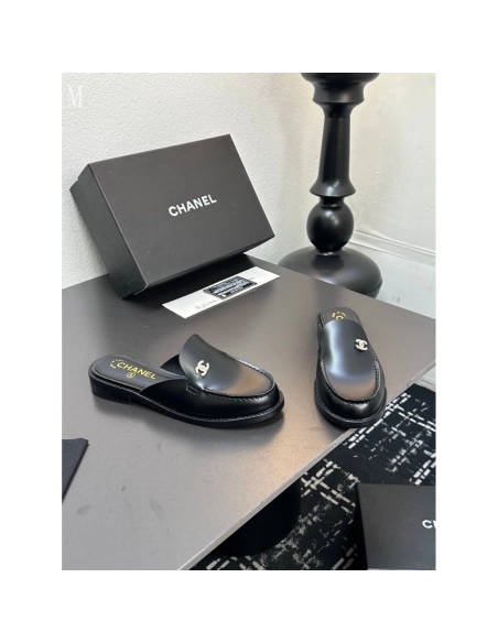 Chanel Slippers 077,Chanel Slippers,Slides Slippers,More Brands