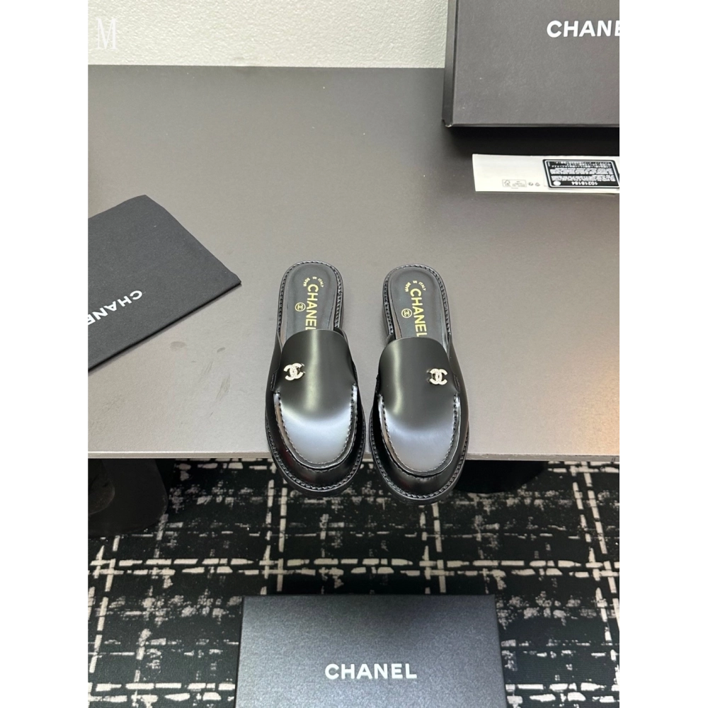 Chanel Slippers 077,Chanel Slippers,Slides Slippers,More Brands