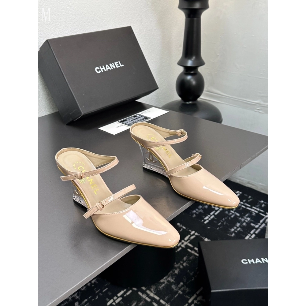 Chanel Slippers 080,Chanel Slippers,Slides Slippers,More Brands