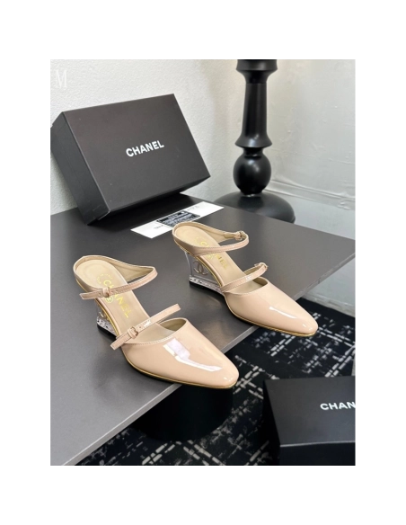 Chanel Slippers 080,Chanel Slippers,Slides Slippers,More Brands