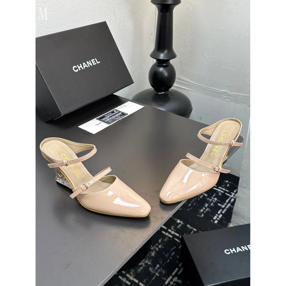 Chanel Slippers 080,Chanel Slippers,Slides Slippers,More Brands