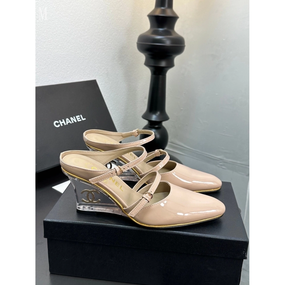 Chanel Slippers 080,Chanel Slippers,Slides Slippers,More Brands