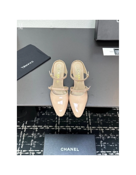 Chanel Slippers 080,Chanel Slippers,Slides Slippers,More Brands
