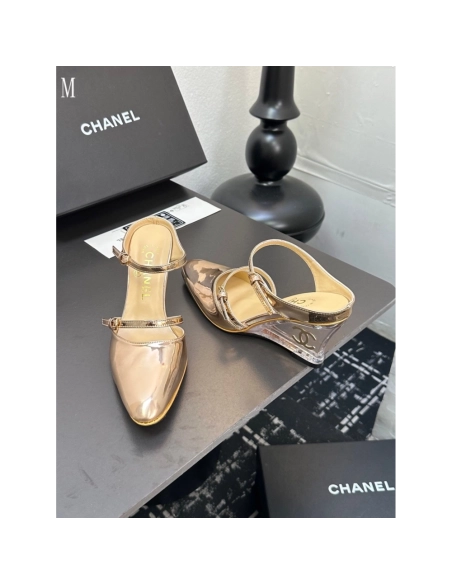 Chanel Slippers 081,Chanel Slippers,Slides Slippers,More Brands