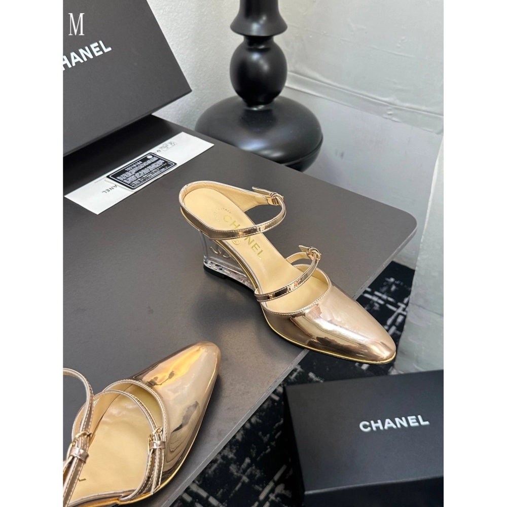 Chanel Slippers 081,Chanel Slippers,Slides Slippers,More Brands