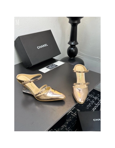 Chanel Slippers 081,Chanel Slippers,Slides Slippers,More Brands