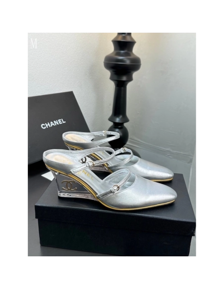 Chanel Slippers 084,Chanel Slippers,Slides Slippers,More Brands