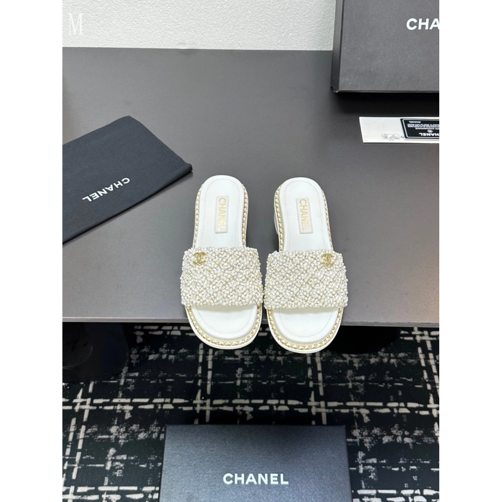 Chanel Slippers 085,Chanel Slippers,Slides Slippers,More Brands