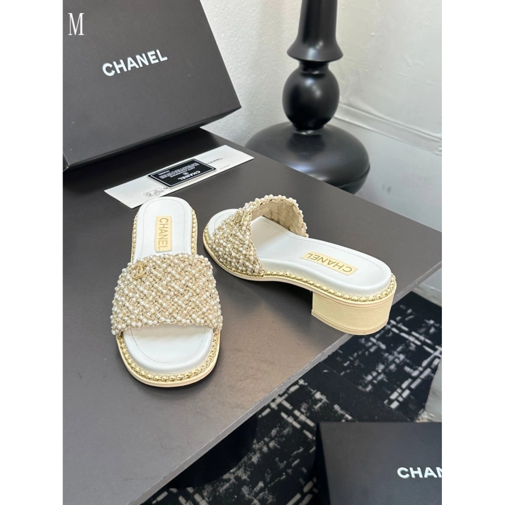 Chanel Slippers 087,Chanel Slippers,Slides Slippers,More Brands