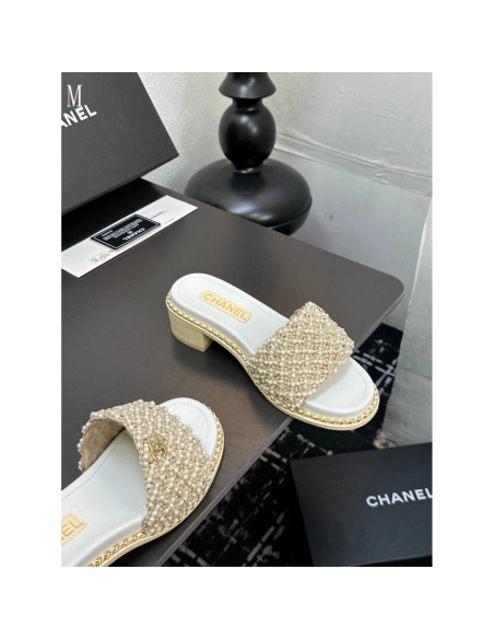 Chanel Slippers 087,Chanel Slippers,Slides Slippers,More Brands