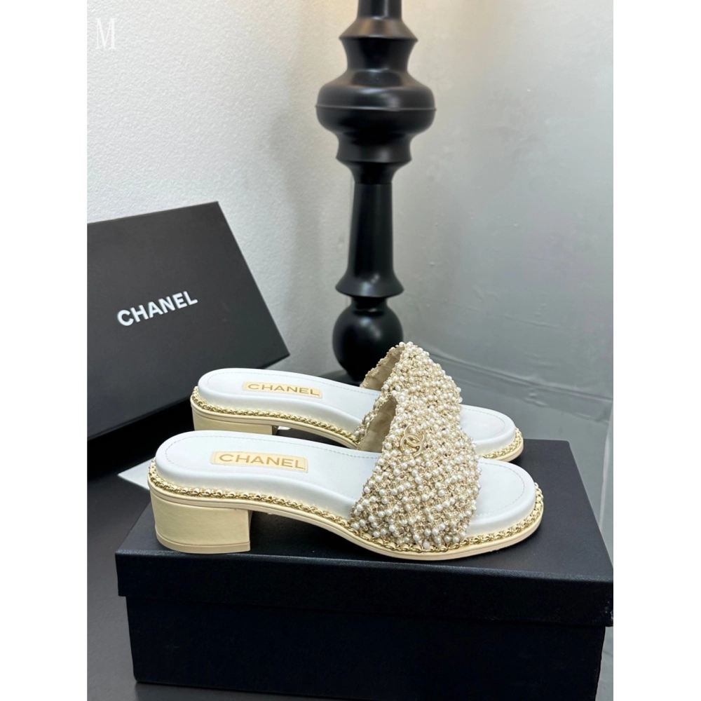 Chanel Slippers 087,Chanel Slippers,Slides Slippers,More Brands
