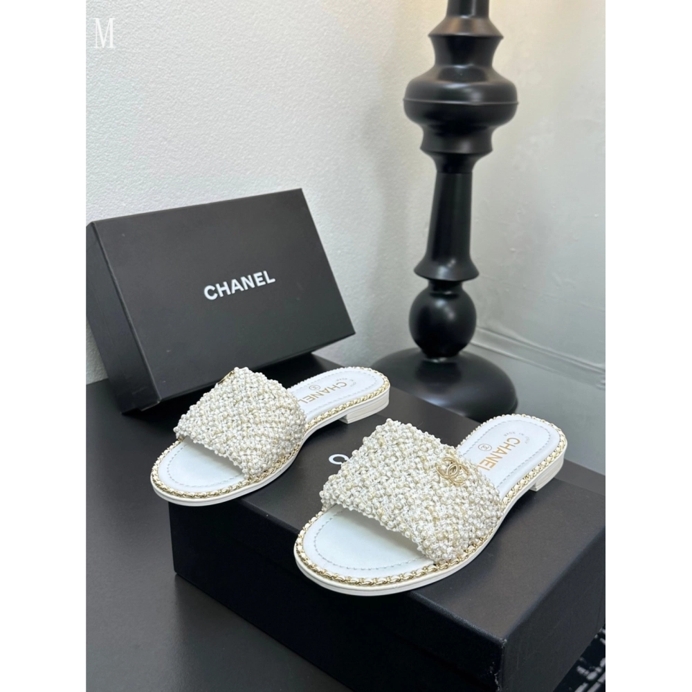 Chanel Slippers 090,Chanel Slippers,Slides Slippers,More Brands