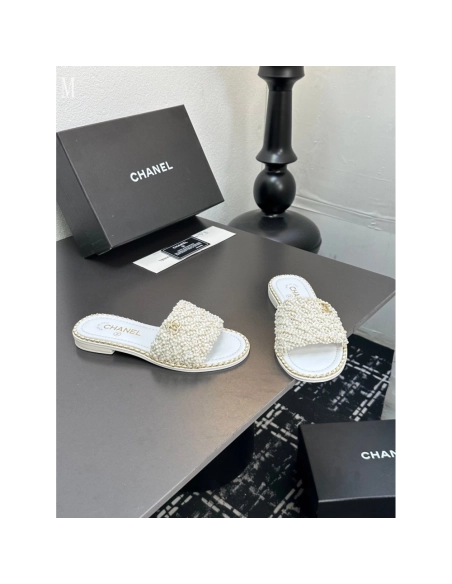Chanel Slippers 090,Chanel Slippers,Slides Slippers,More Brands